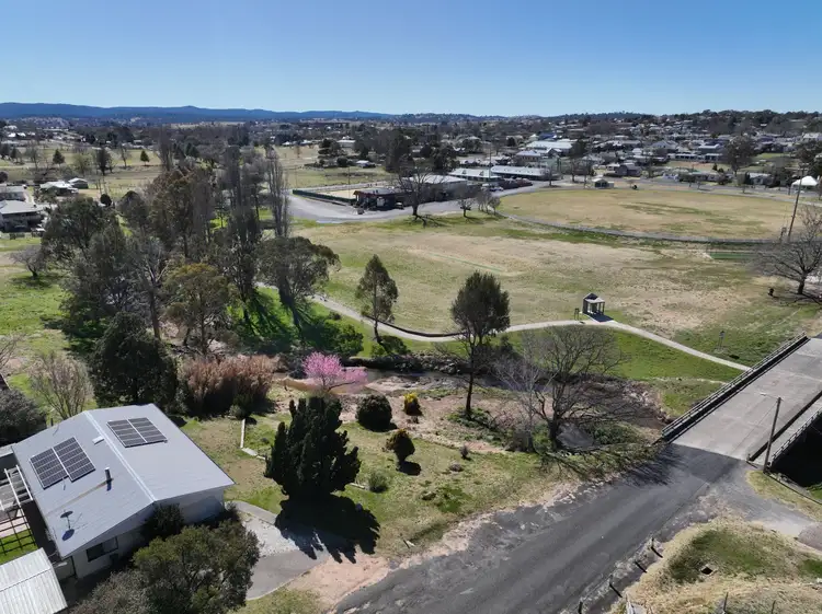 66 High Street, Tenterfield NSW 2372