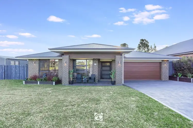 14 Wintle Road, The Oaks NSW 2570