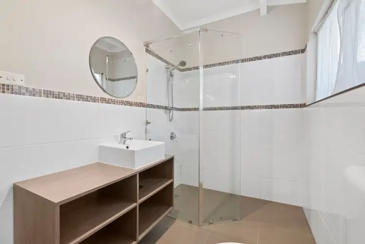 Fifth view of Homely semi-detached listing, 2/5 Ormsby Close, Whitfield QLD 4870