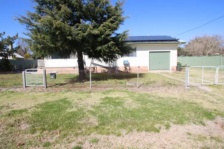 119 Molesworth Street, Tenterfield NSW 2372