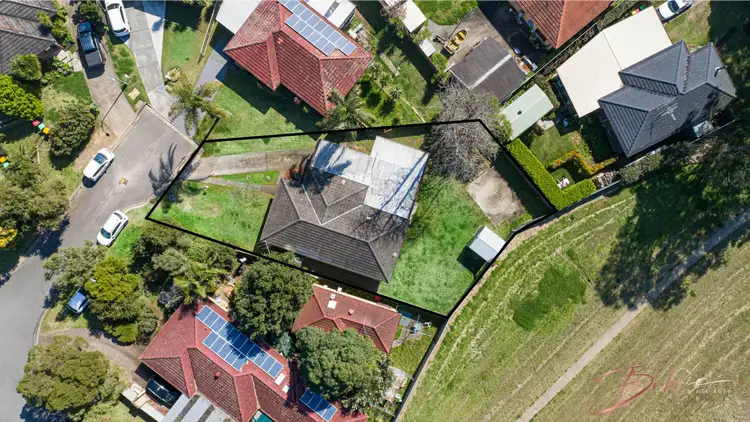 5 Belbowrie Glen, St Clair NSW 2759