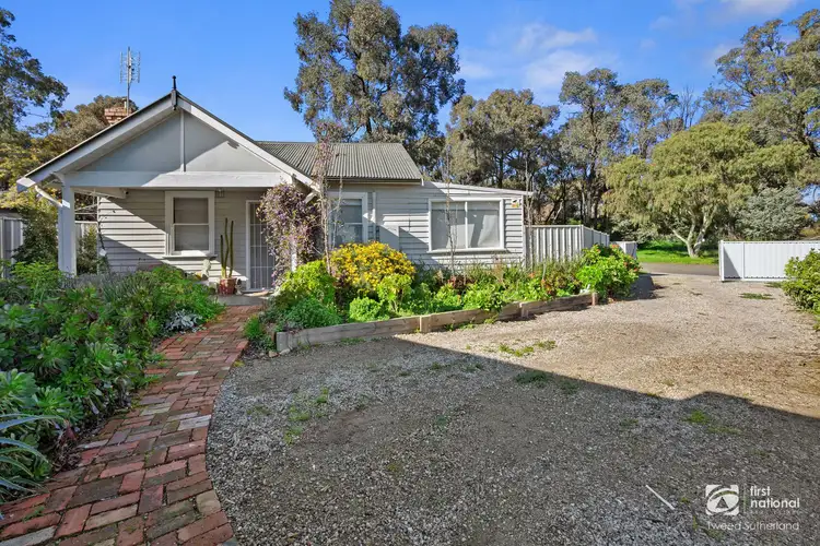 73 Adam Street, Quarry Hill VIC 3550
