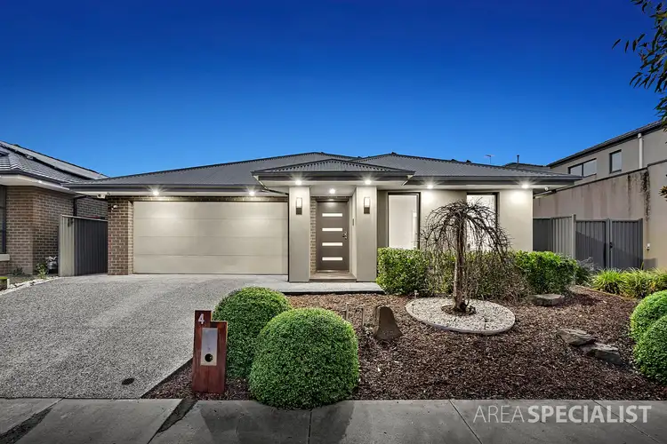 Main view of Homely house listing, 4 Hammersmith Way, Cranbourne East VIC 3977