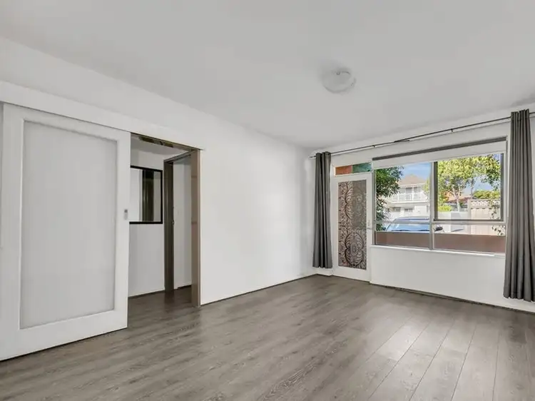 5 Greville Street