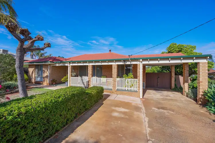 6 Cotter Place, Hannans WA 6430