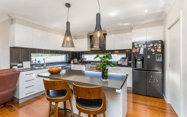 Fifth view of Homely house listing, 4 Marylebone Circuit, Strathfieldsaye VIC 3551