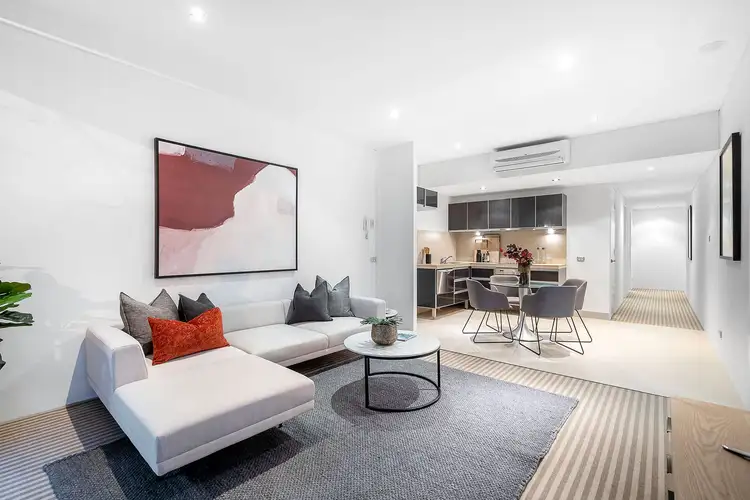 1/8 Victoria Avenue, Perth WA 6000