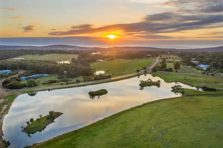 27 Bickleigh Rise, Yallingup WA 6282