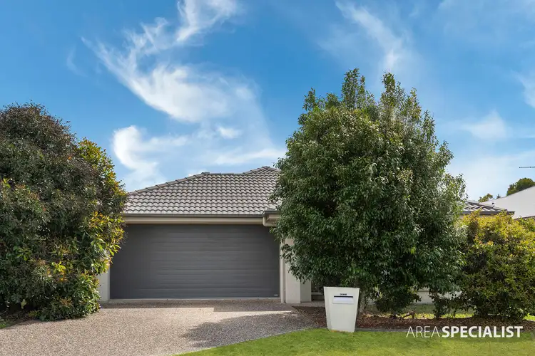 11 Lakeside Crescent, Ningi QLD 4511