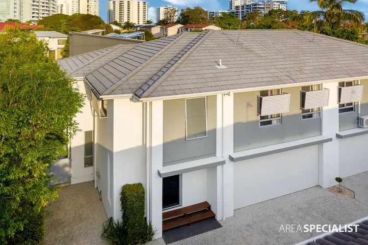 1/14a Broad Street, Labrador QLD 4215
