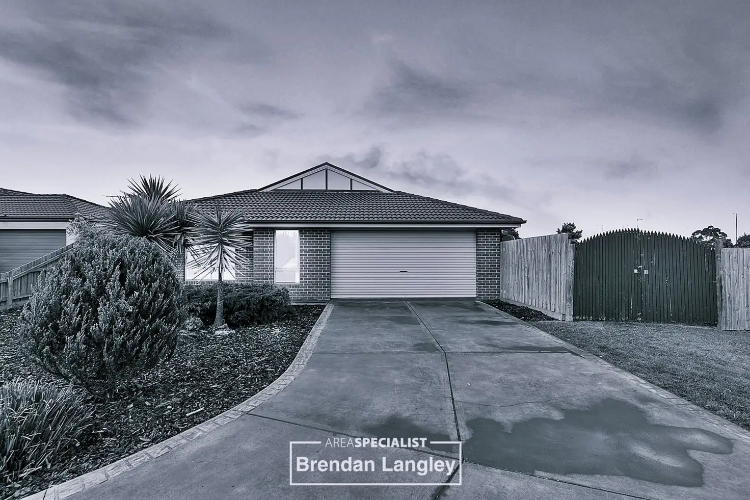 Main view of Homely house listing, 21 Licodia Drive, Pakenham VIC 3810