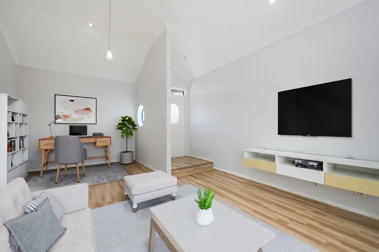 Main view of Homely unit listing, 2/8 Muir Street, Innaloo WA 6018