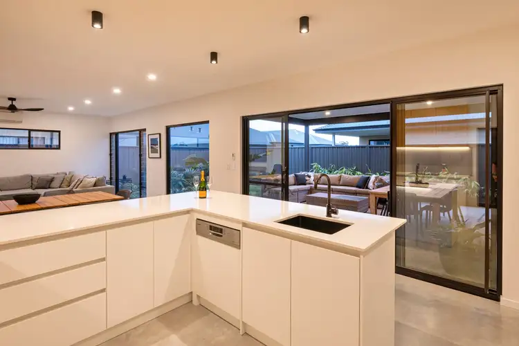Fifth view of Homely house listing, 8 Fleetwood Loop, Dunsborough WA 6281