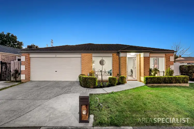 2 Helmsdale Court, Cranbourne West VIC 3977