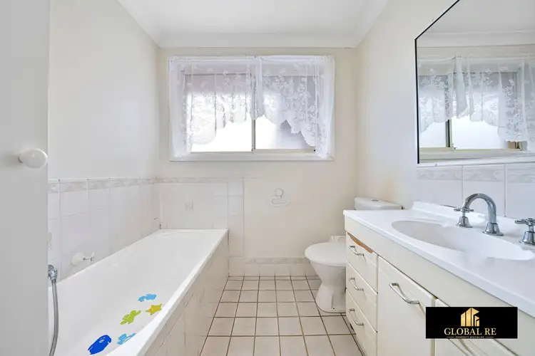 Fifth view of Homely townhouse listing, 2/9-11 Seaeagle Crescent, Green Valley NSW 2168