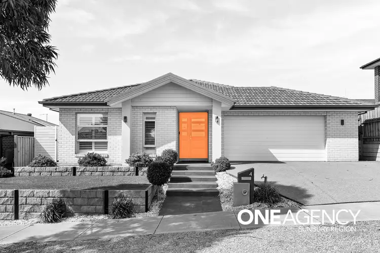 4 Angelas Way, Sunbury VIC 3429