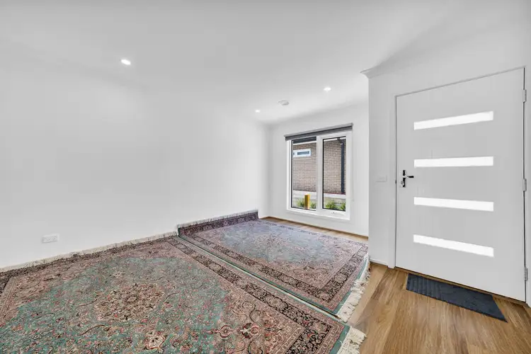 Sixth view of Homely unit listing, 4/3 Rubida Court, Endeavour Hills VIC 3802