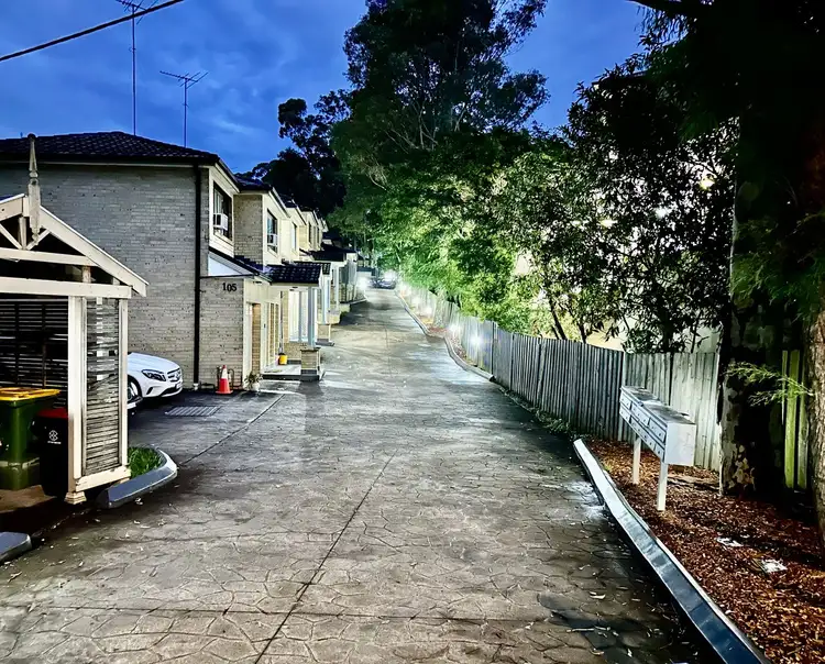13/105 Bellevue Ave, Georges Hall NSW 2198