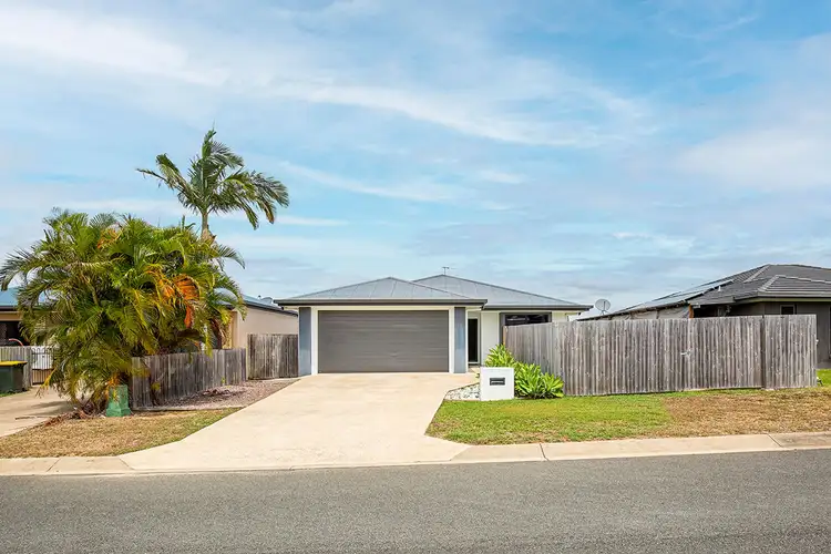 2/15 Hangan Street, Bucasia QLD 4750