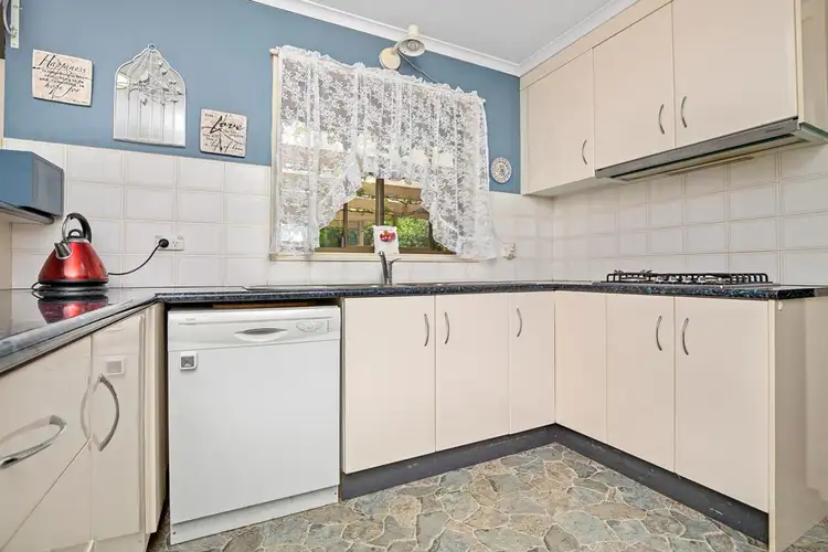 Sixth view of Homely house listing, 7 Bingara Close, Mildura VIC 3500