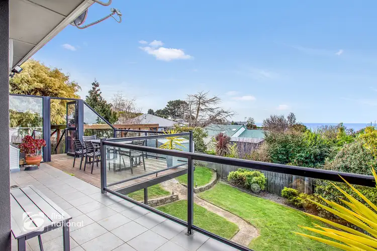 17 Malunna Crescent, Parklands TAS 7320