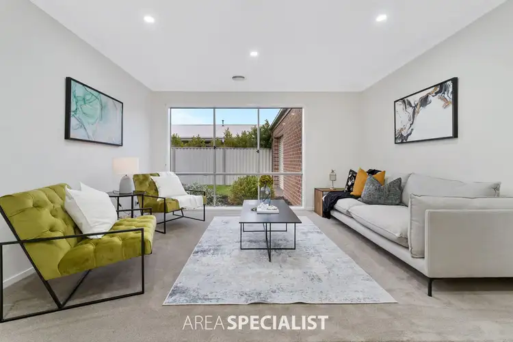 Second view of Homely house listing, 19 Edenbrook Circuit, Pakenham VIC 3810