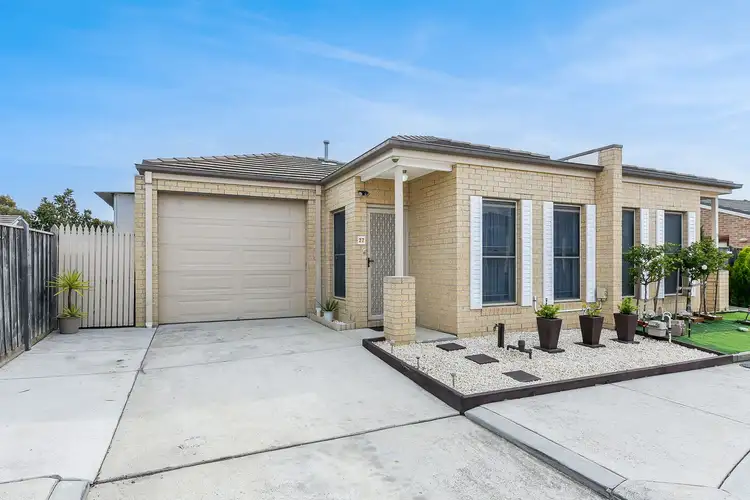 Second view of Homely unit listing, 27/2-22 Breanne Place, Keysborough VIC 3173