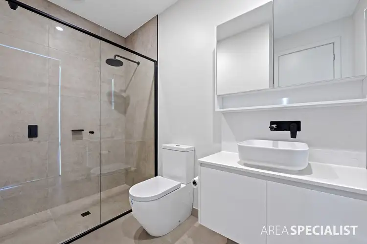 17/8 Service Street, Sunshine VIC 3020