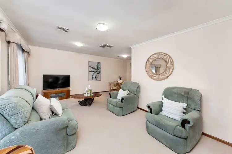Fifth view of Homely house listing, 8 Knightsbridge Court, Happy Valley SA 5159