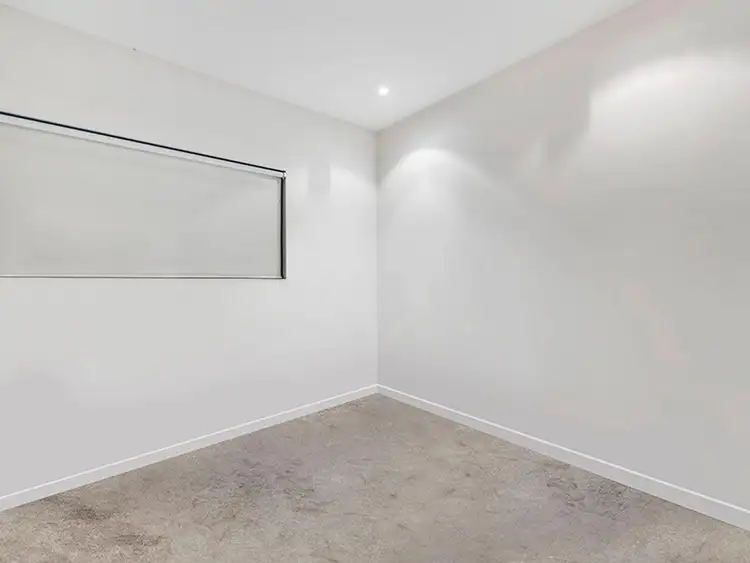 Fifth view of Homely apartment listing, 715/55 Queens Rd, Melbourne VIC 3004
