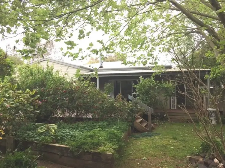 6 Ellen Road, Silverleaves VIC 3922