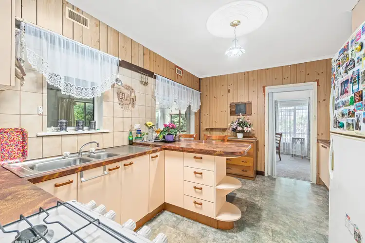 Fourth view of Homely house listing, 4 Sara Court, Traralgon VIC 3844