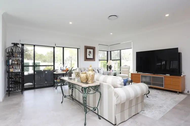 Second view of Homely house listing, 18 Ismaeel Circuit, Kuraby QLD 4112