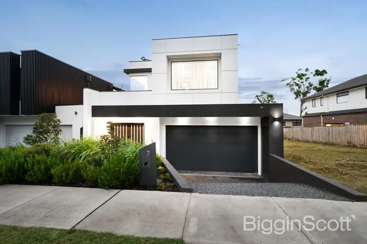 7 Alpine Avenue, Doncaster VIC 3108