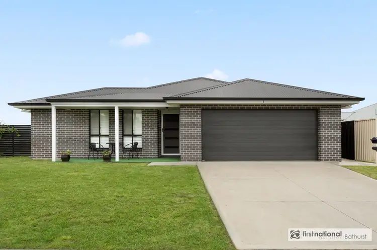 1 Maxwell Drive, Eglinton NSW 2795