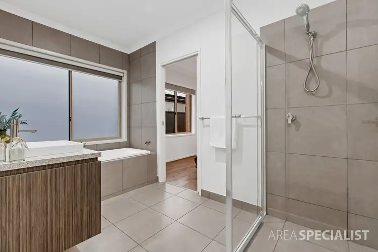 Sixth view of Homely house listing, 7 Rannoch Street, Cranbourne East VIC 3977