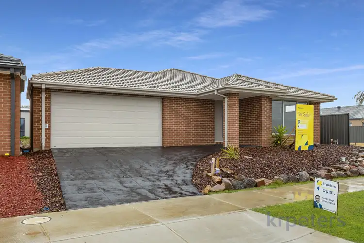 Second view of Homely house listing, 31 Sundance Promenade, Pakenham VIC 3810