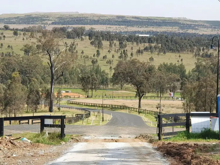 12 Shearers Close, Muswellbrook NSW 2333