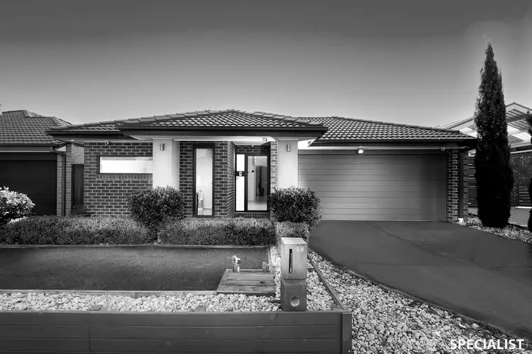 Main view of Homely house listing, 48 Attunga Grove, Werribee VIC 3030