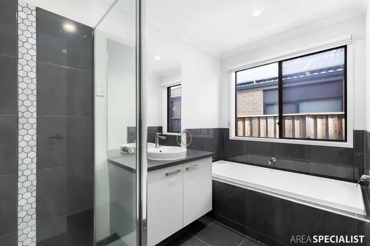 Fifth view of Homely house listing, 48 Attunga Grove, Werribee VIC 3030
