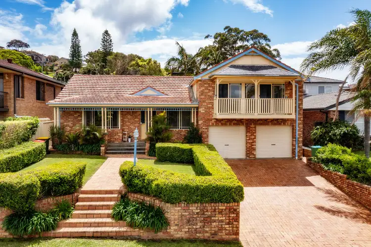 16 Epsom Place, Bateau Bay NSW 2261
