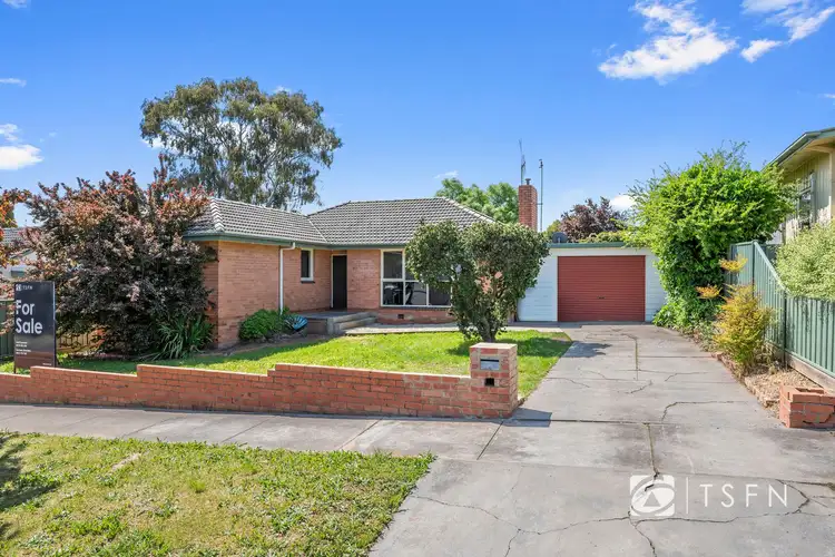 3 Leonard Avenue, Flora Hill VIC 3550