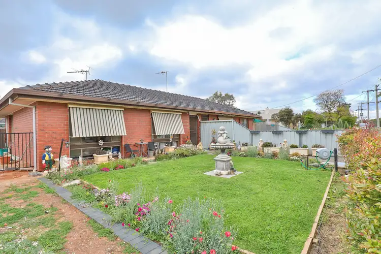 Main view of Homely unit listing, 2/60 Box Street, Merbein VIC 3505