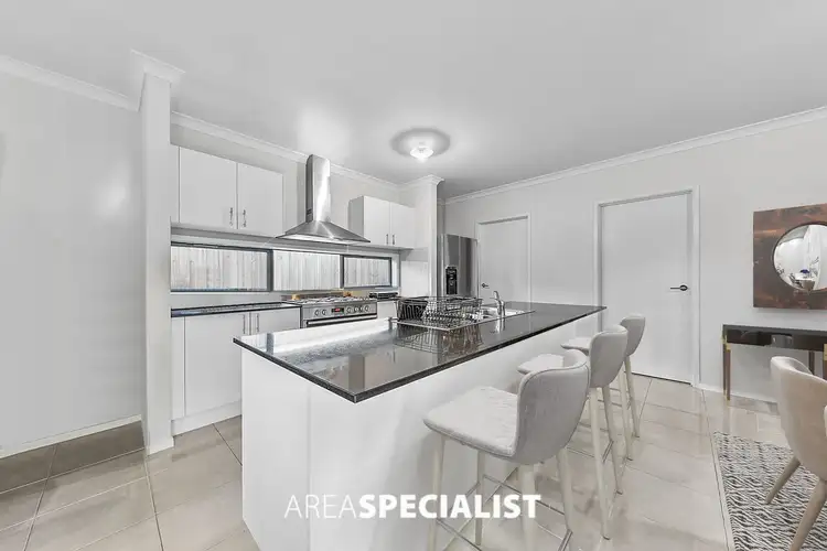 Fifth view of Homely house listing, 31 Vanessa Circuit, Pakenham VIC 3810