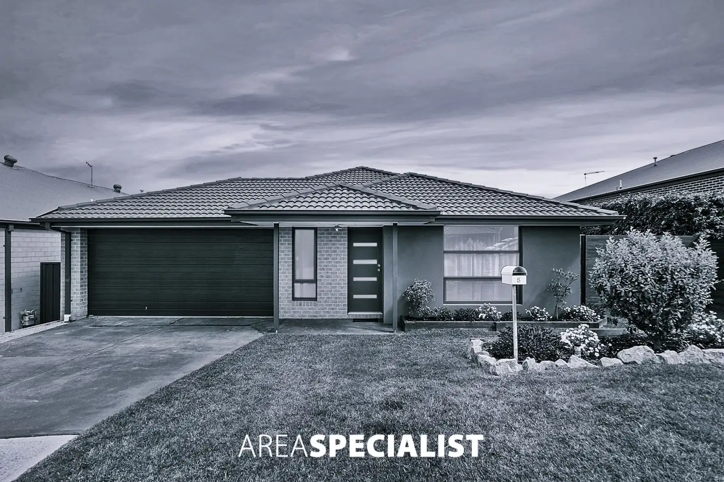 Main view of Homely house listing, 5 Chelan Court, Pakenham VIC 3810