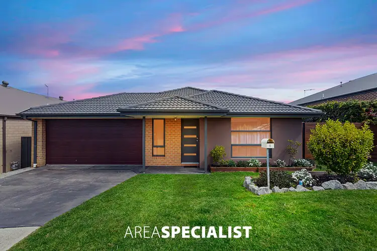 Second view of Homely house listing, 5 Chelan Court, Pakenham VIC 3810