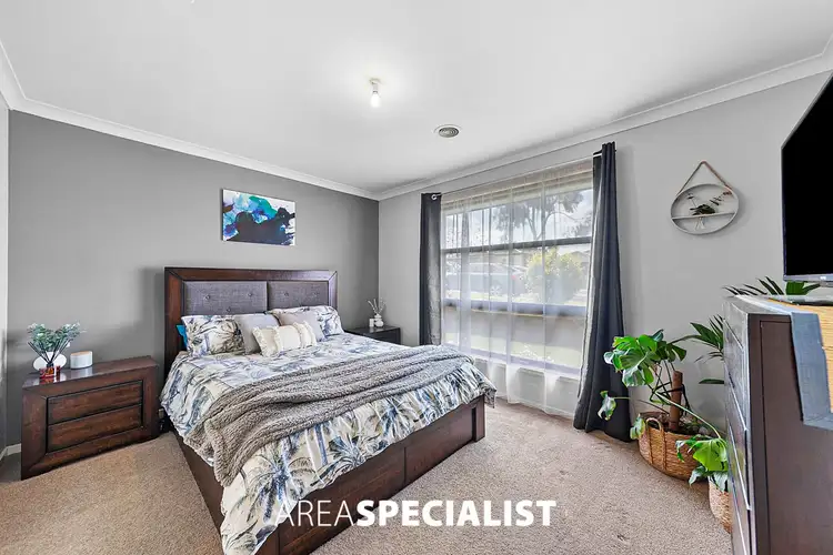 Fourth view of Homely house listing, 5 Chelan Court, Pakenham VIC 3810