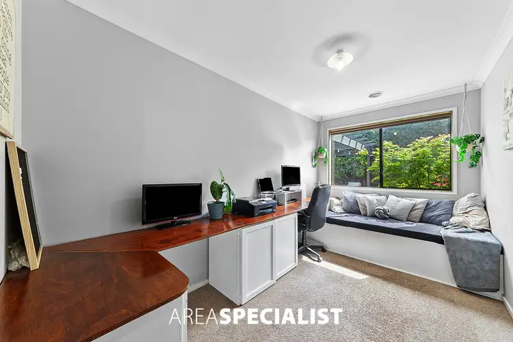 Sixth view of Homely house listing, 5 Chelan Court, Pakenham VIC 3810