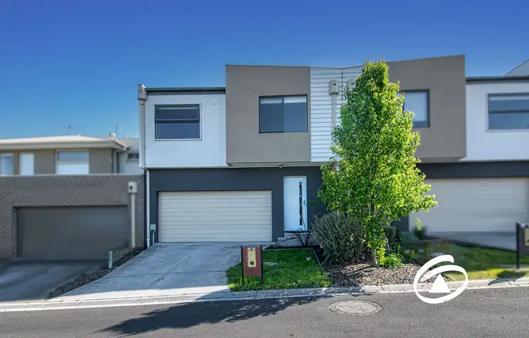 11/23 Atlantic Drive, Pakenham VIC 3810