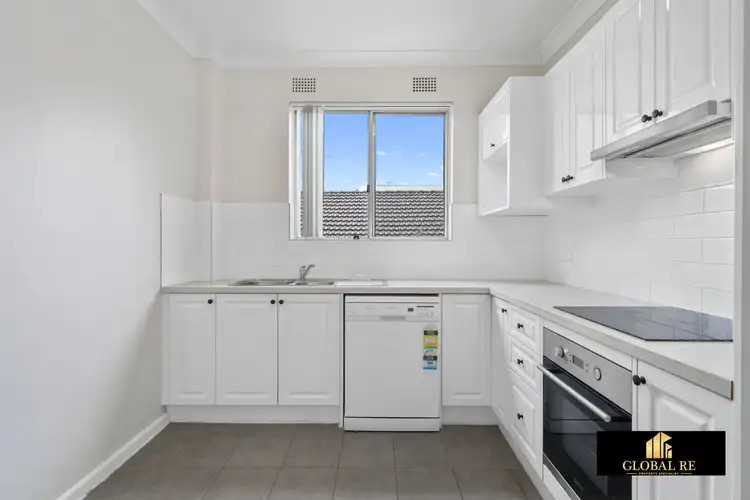 Fourth view of Homely unit listing, 4/76 Hamilton Road, Fairfield NSW 2165